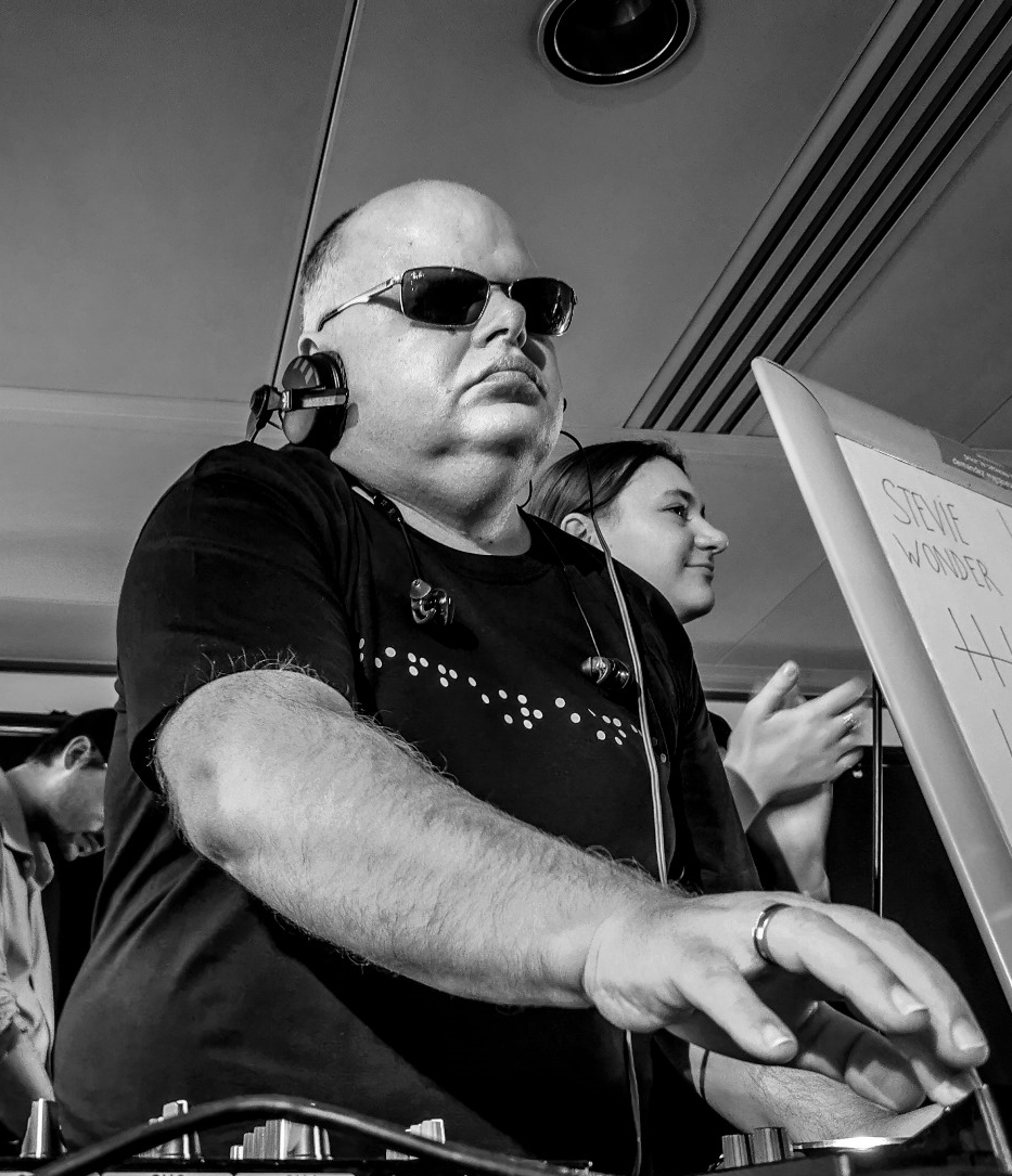 Steph aka "blind sensation"