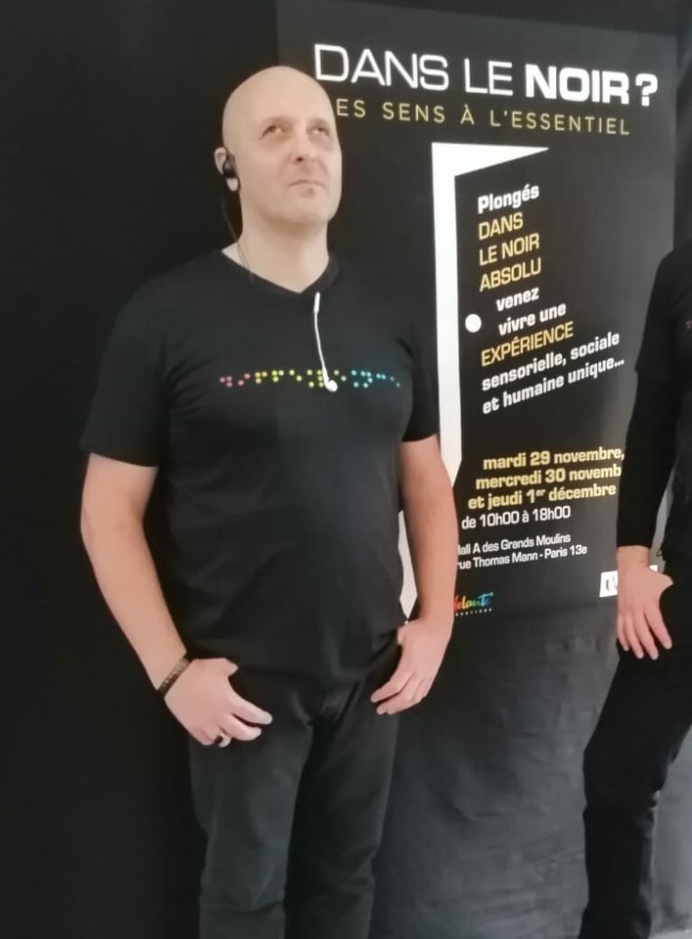 gerald vinchon devant la Boîte Noire